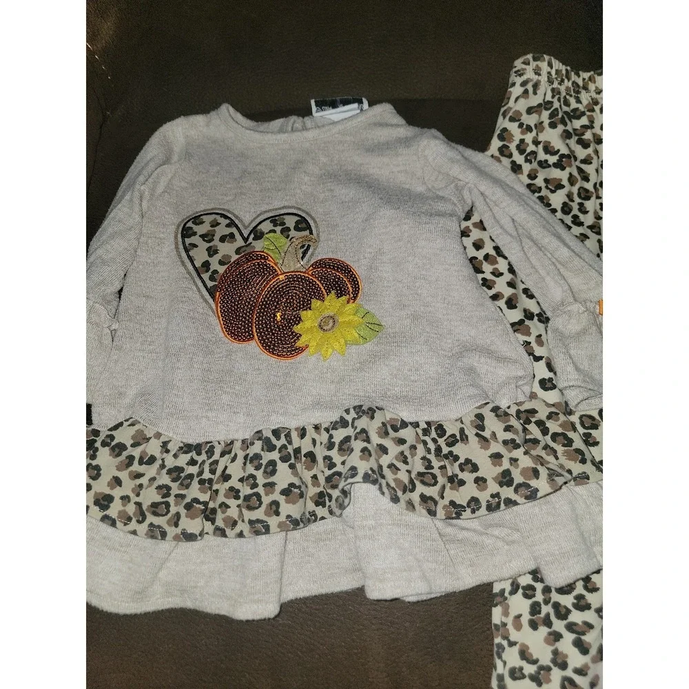 Rare editions fall autumn Halloween heart pumpkin outfit size 4t